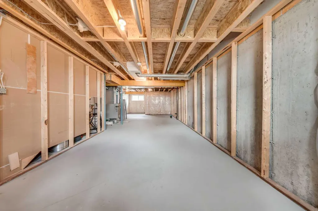 242 Carrington Gate NW Calgary AB T3P 1E1