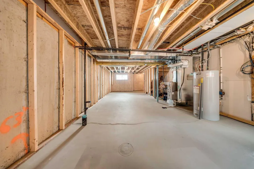 242 Carrington Gate NW Calgary AB T3P 1E1