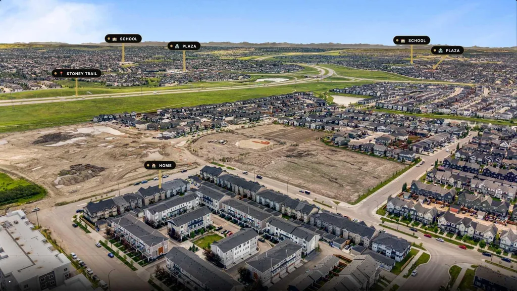 242 Carrington Gate NW Calgary AB T3P 1E1