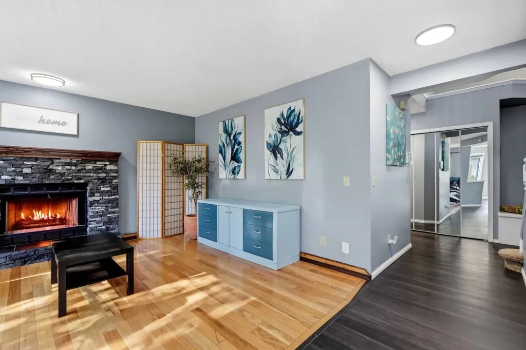175 Shannon Circle SW Calgary AB T2Y 2L1