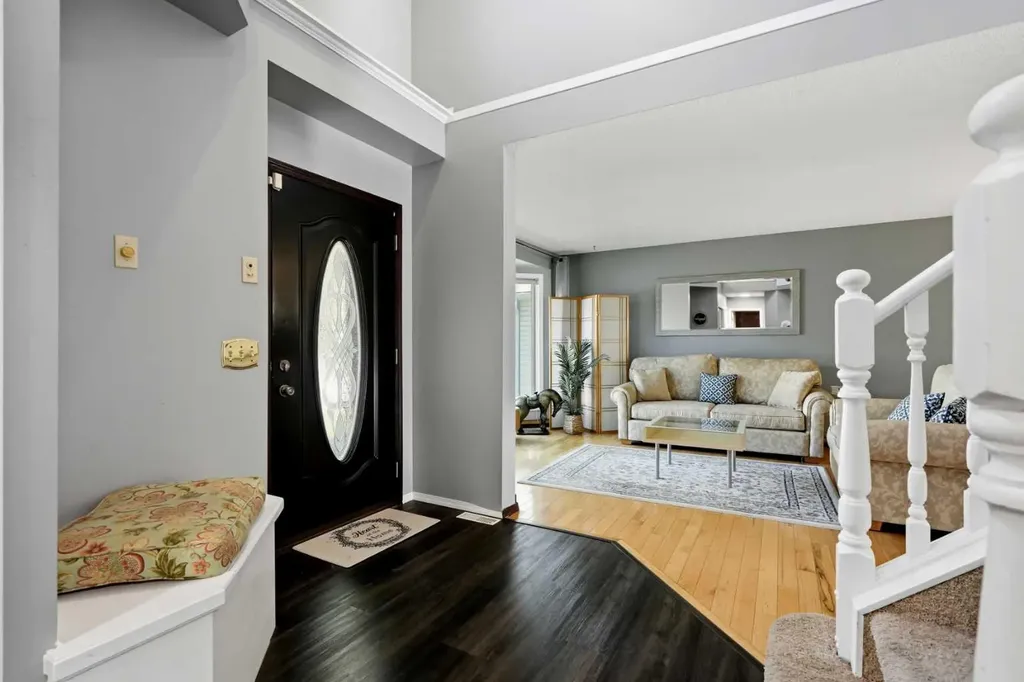 175 Shannon Circle SW Calgary AB T2Y 2L1