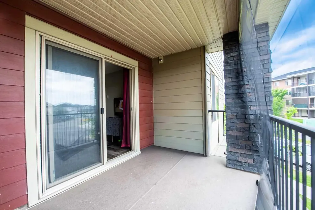 5 Saddlestone Way NE Calgary AB T3J 0S2