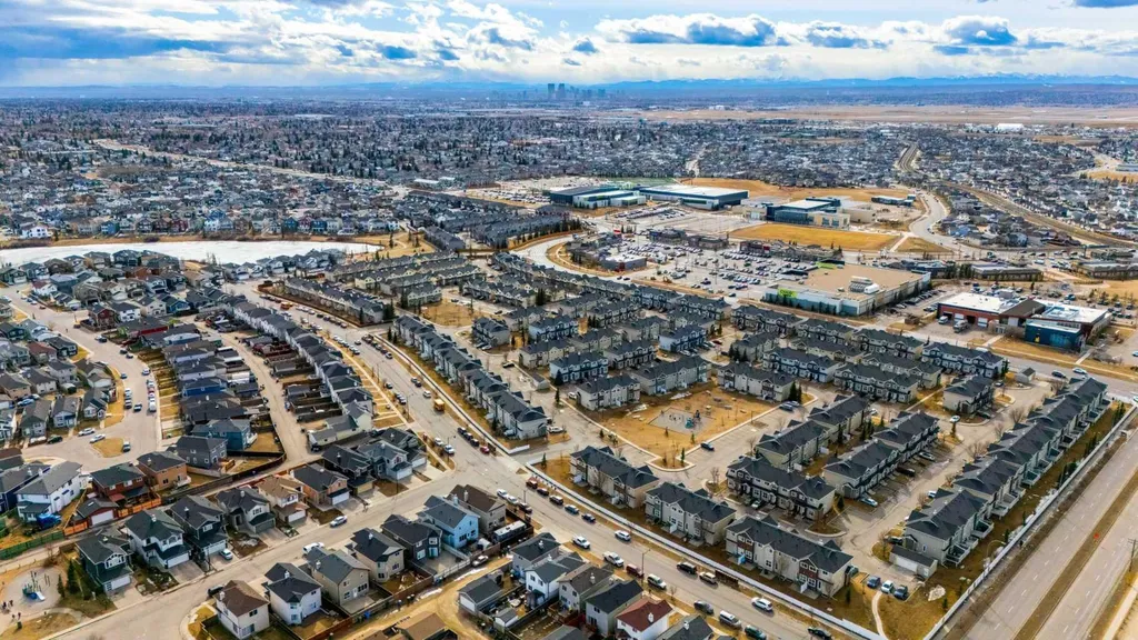 5 Saddlestone Way NE Calgary AB T3J 0S2
