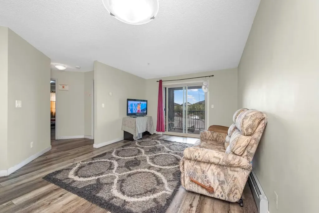 5 Saddlestone Way NE Calgary AB T3J 0S2