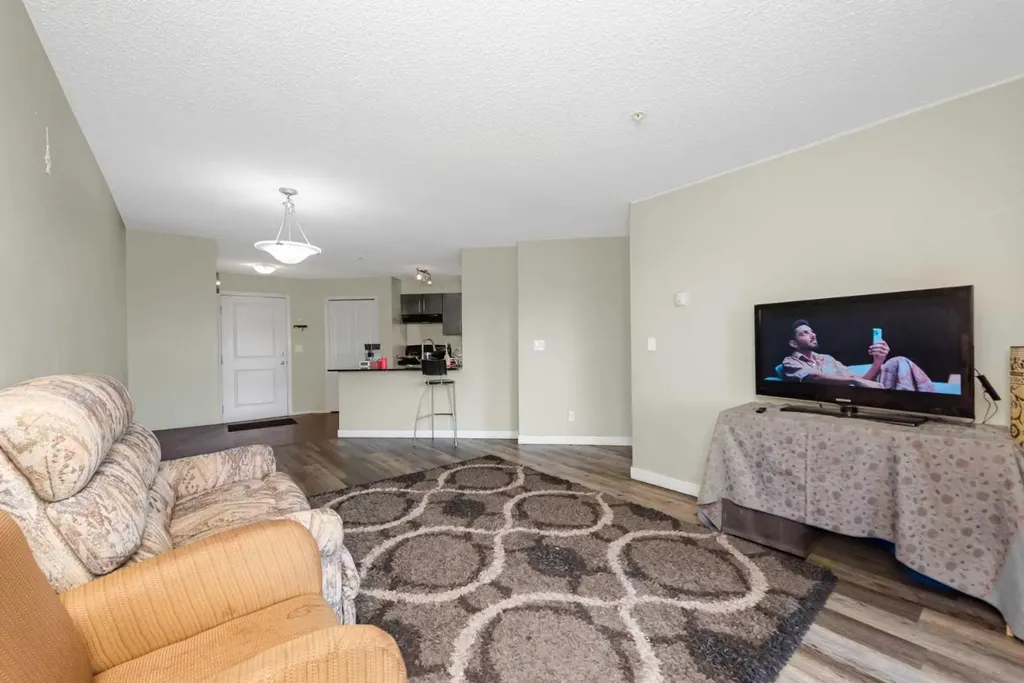 5 Saddlestone Way NE Calgary AB T3J 0S2