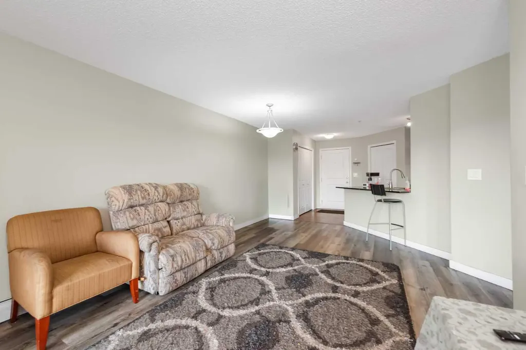 5 Saddlestone Way NE Calgary AB T3J 0S2