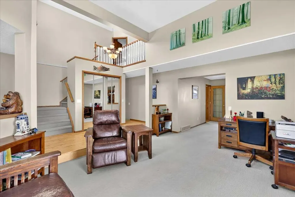 14 Hawkdale Gate NW Calgary AB T3G 2W6
