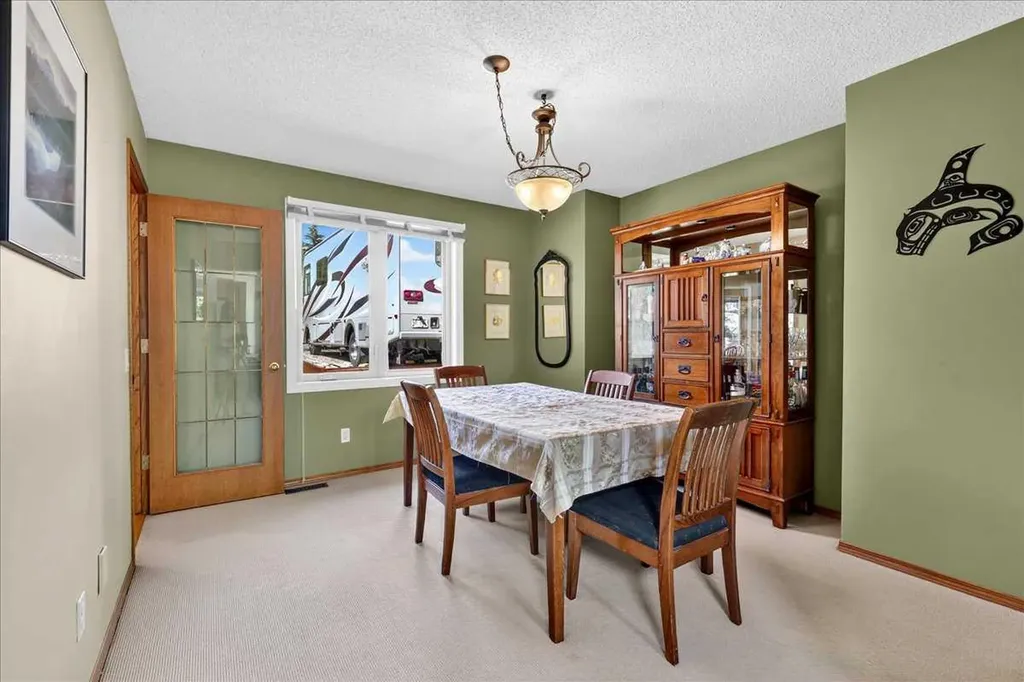 14 Hawkdale Gate NW Calgary AB T3G 2W6
