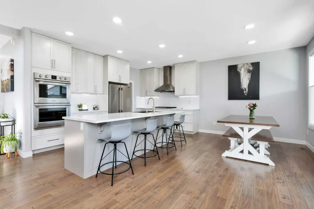 132 Hollman Close E Penhold AB T0M 1R0