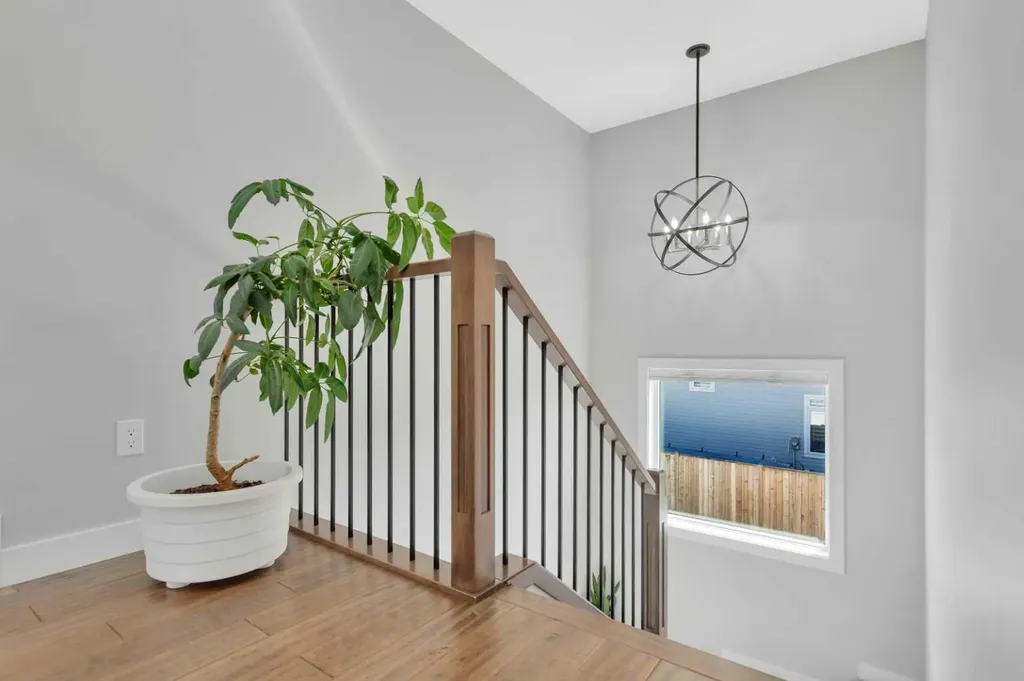 132 Hollman Close E Penhold AB T0M 1R0