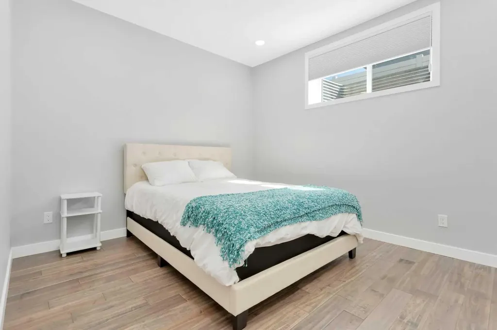 132 Hollman Close E Penhold AB T0M 1R0