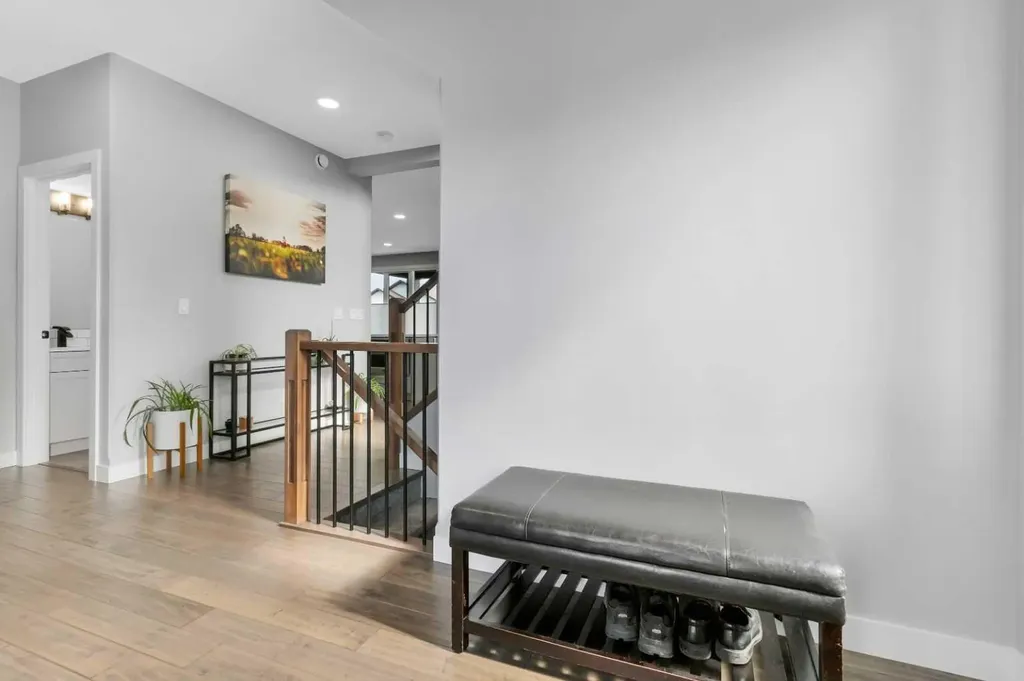 132 Hollman Close E Penhold AB T0M 1R0