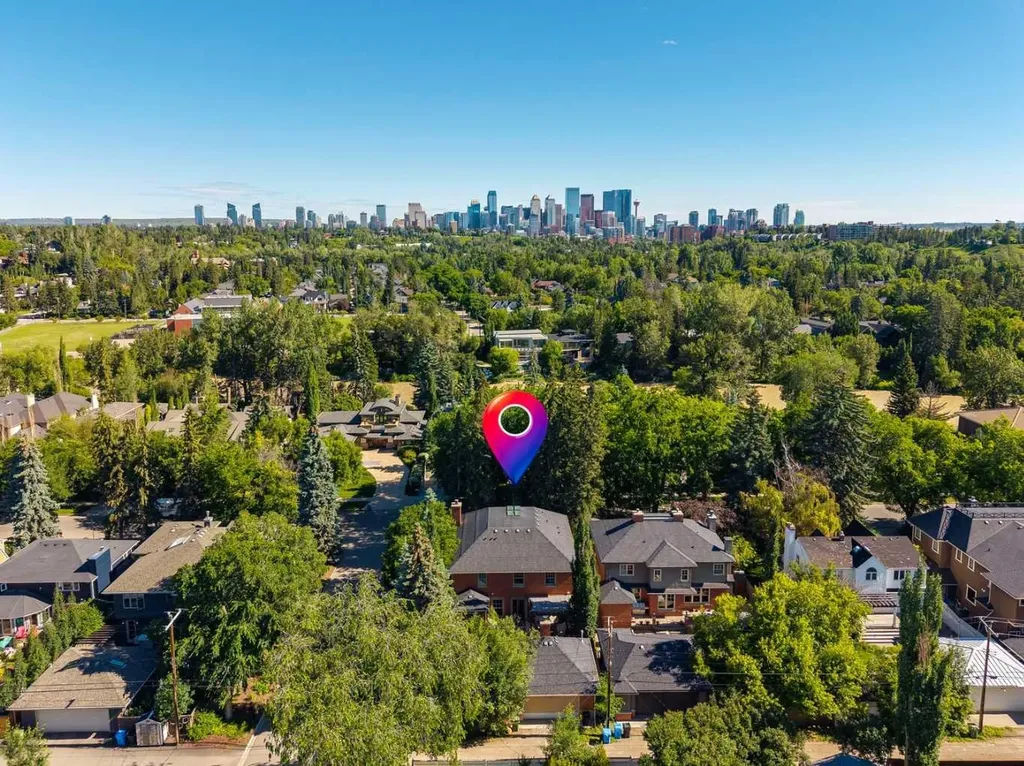 729 Riverdale Avenue SW Calgary AB T2S 0Y4