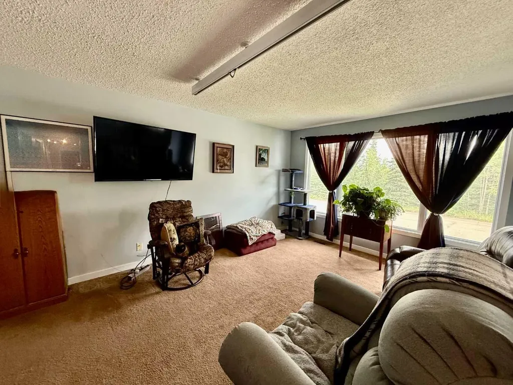 178 Hansen Drive Hinton AB T7V 1J2