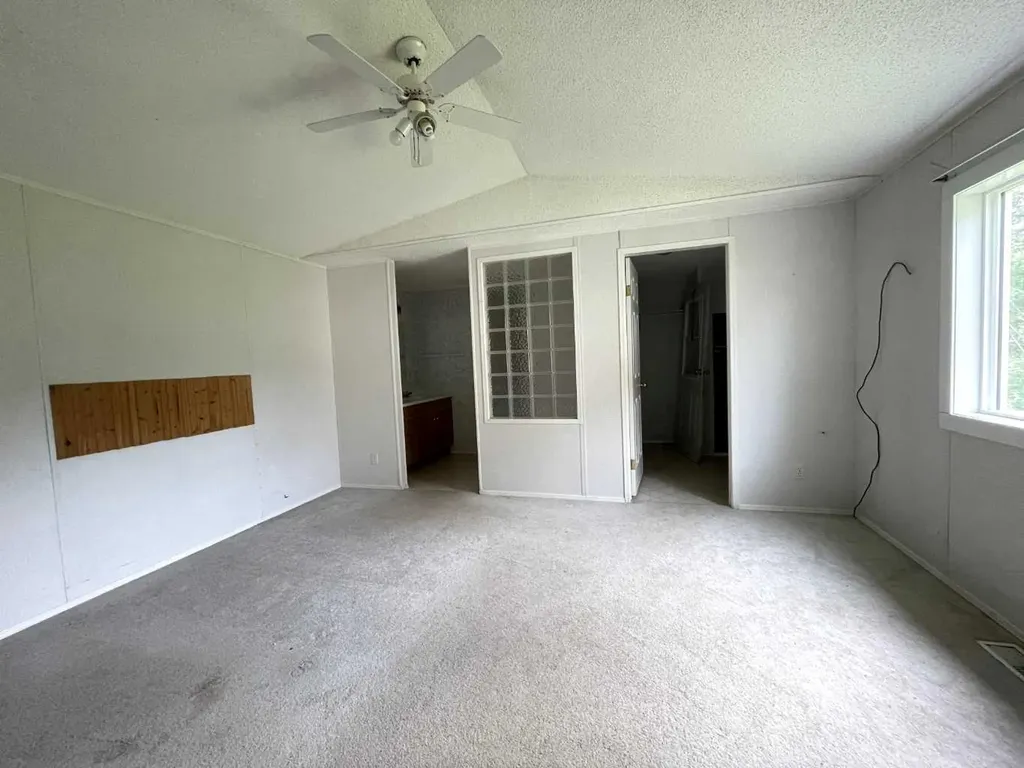 22 Dogwood Avenue High Level AB T0H 1Z0
