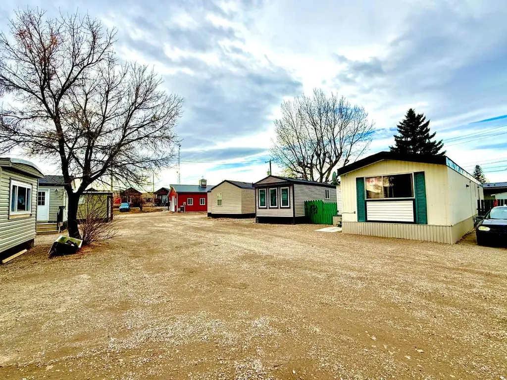 1048 Elk Avenue Pincher Creek AB T0K 1W0