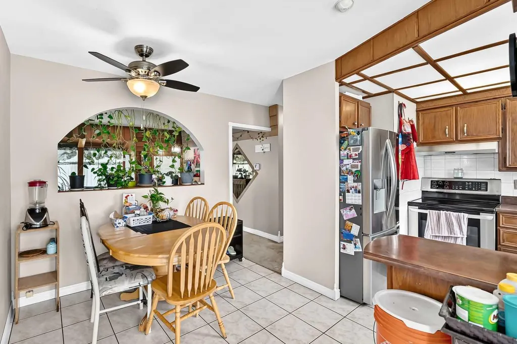 16501 106 Avenue NW Edmonton AB T5P 0X1