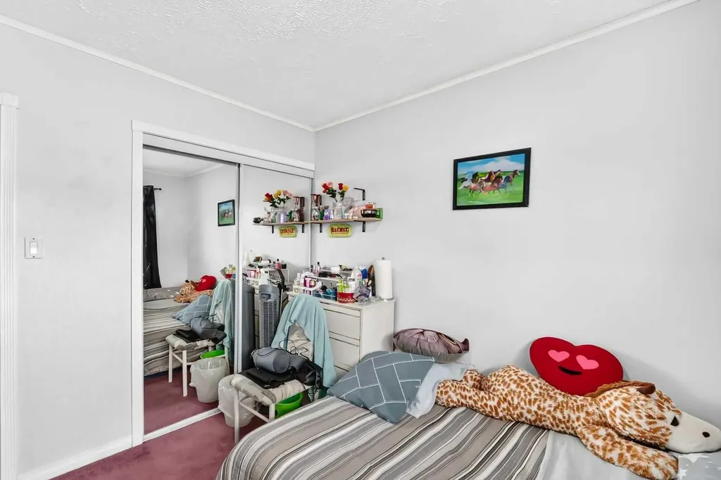16501 106 Avenue NW Edmonton AB T5P 0X1