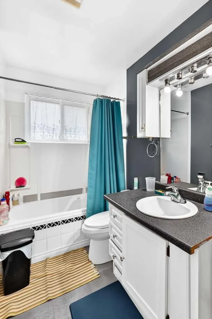 16501 106 Avenue NW Edmonton AB T5P 0X1