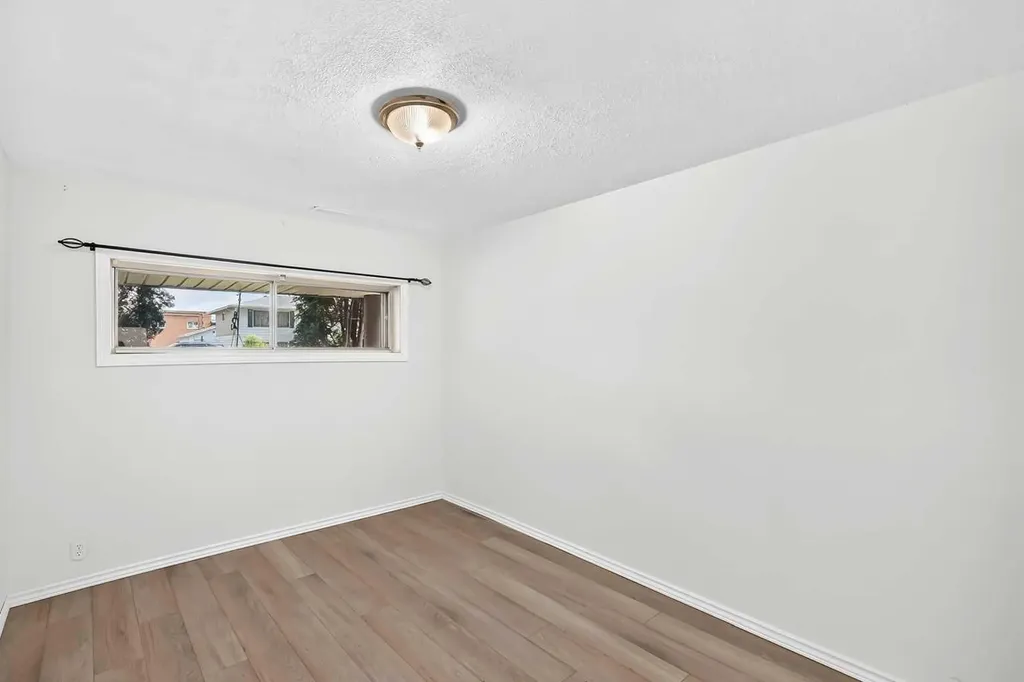 16501 106 Avenue NW Edmonton AB T5P 0X1