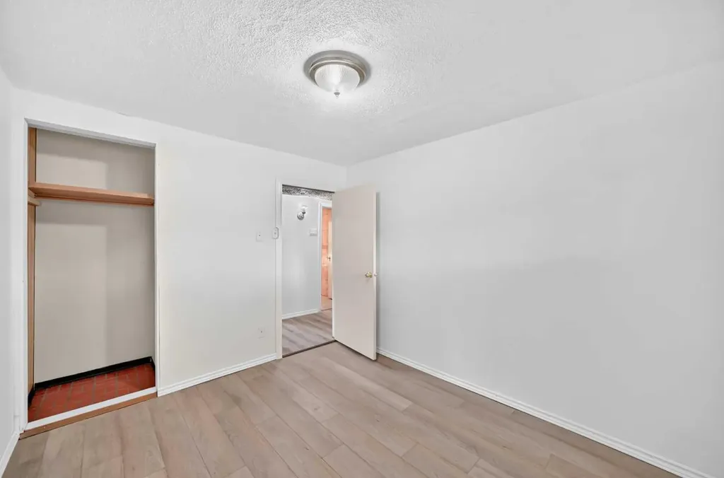 16501 106 Avenue NW Edmonton AB T5P 0X1