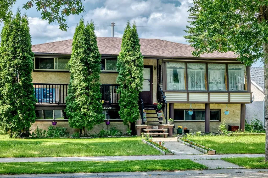 16501 106 Avenue NW Edmonton AB T5P 0X1