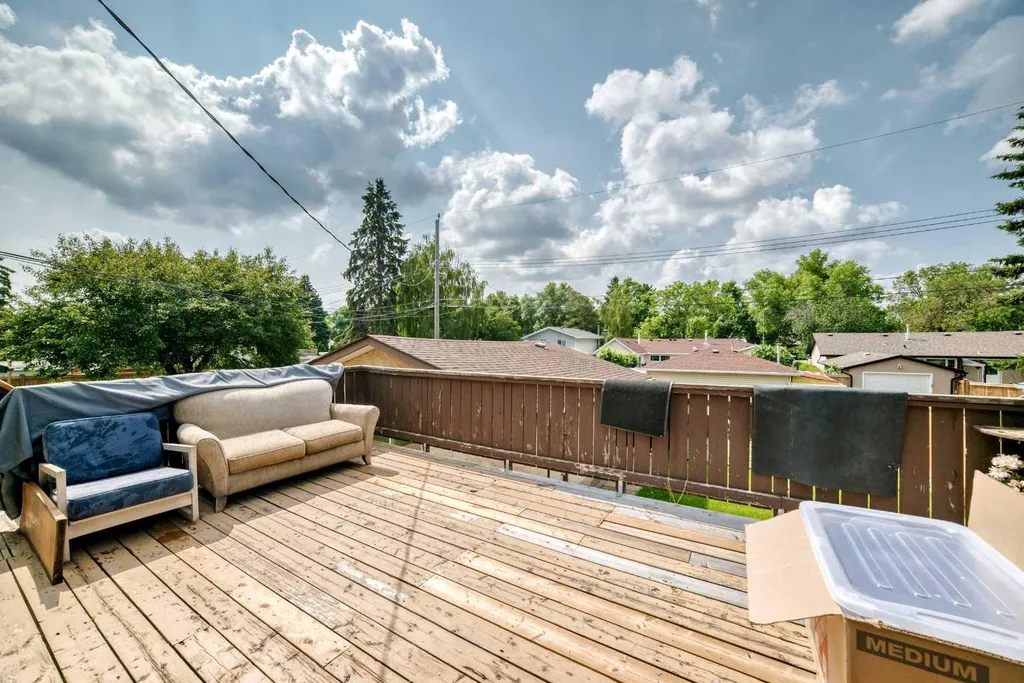 16501 106 Avenue NW Edmonton AB T5P 0X1