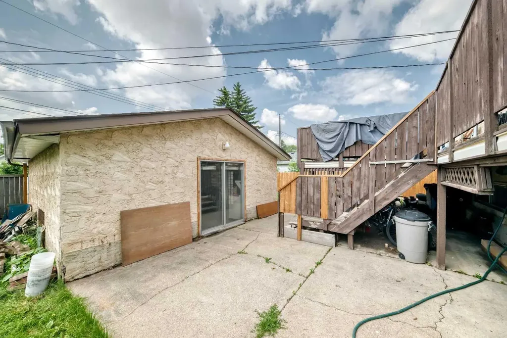 16501 106 Avenue NW Edmonton AB T5P 0X1