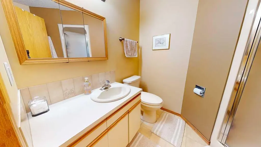 1165 16 Street NE Medicine Hat AB T1C1P7