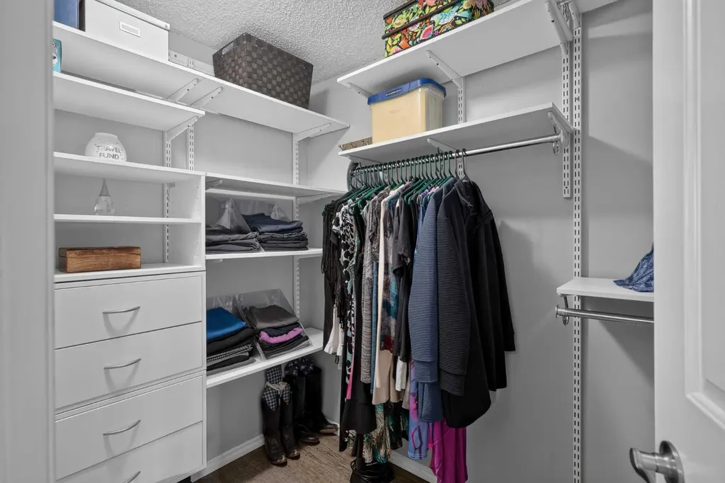 6609 Rundlehorn Drive NE Calgary AB T1Y 3T6