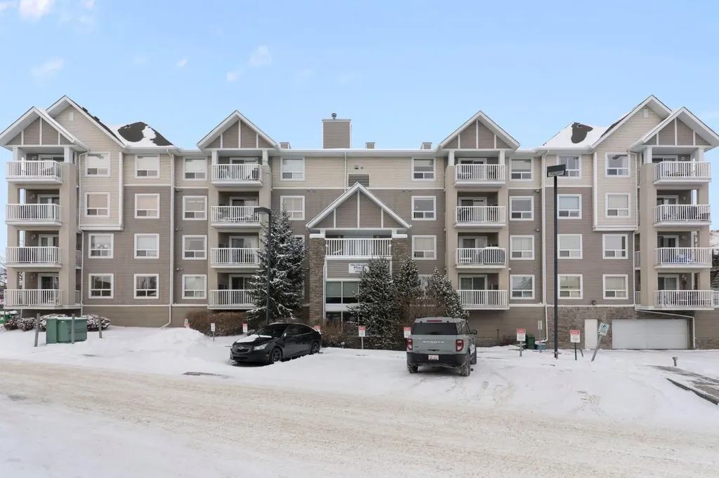 128 Centre Avenue Cochrane AB T4C 1Z4
