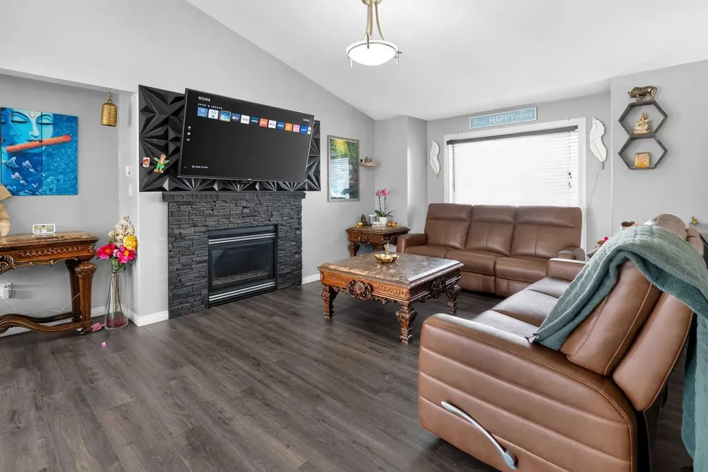 6414 112 Street Grande Prairie AB T8W0J8