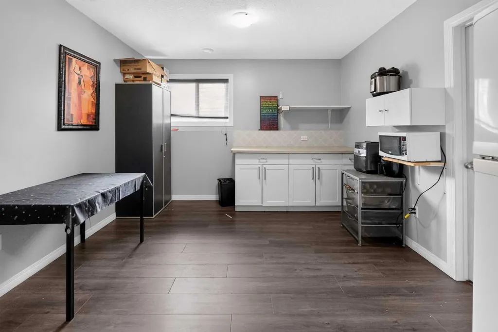 6414 112 Street Grande Prairie AB T8W0J8
