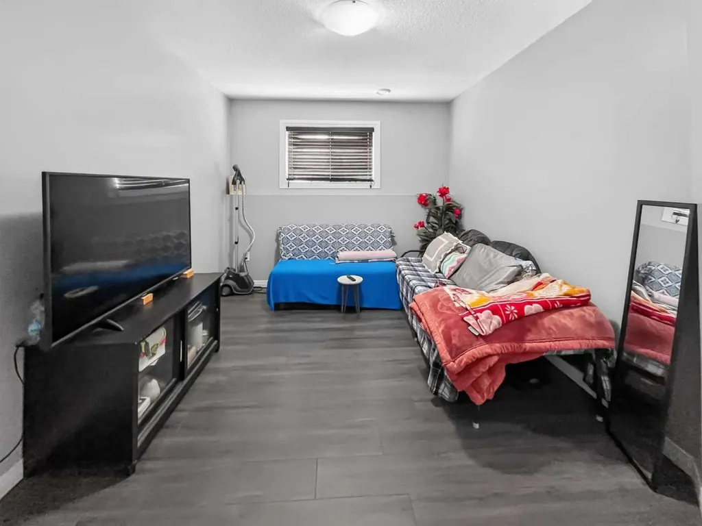 6414 112 Street Grande Prairie AB T8W0J8