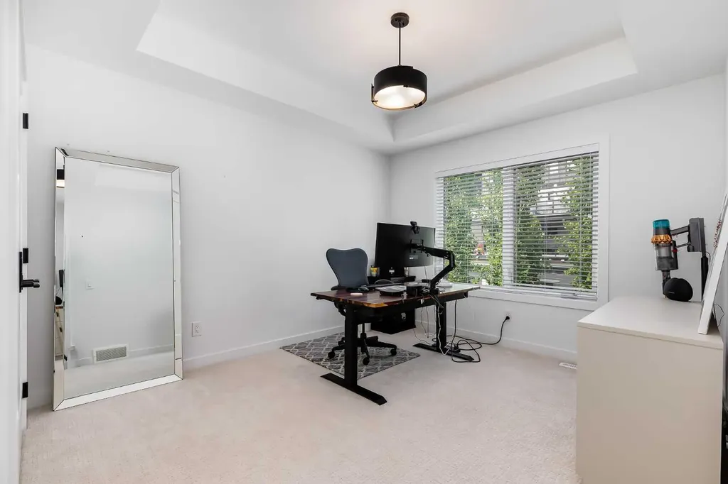 44 Timberline Way SW Calgary AB T3H0W3