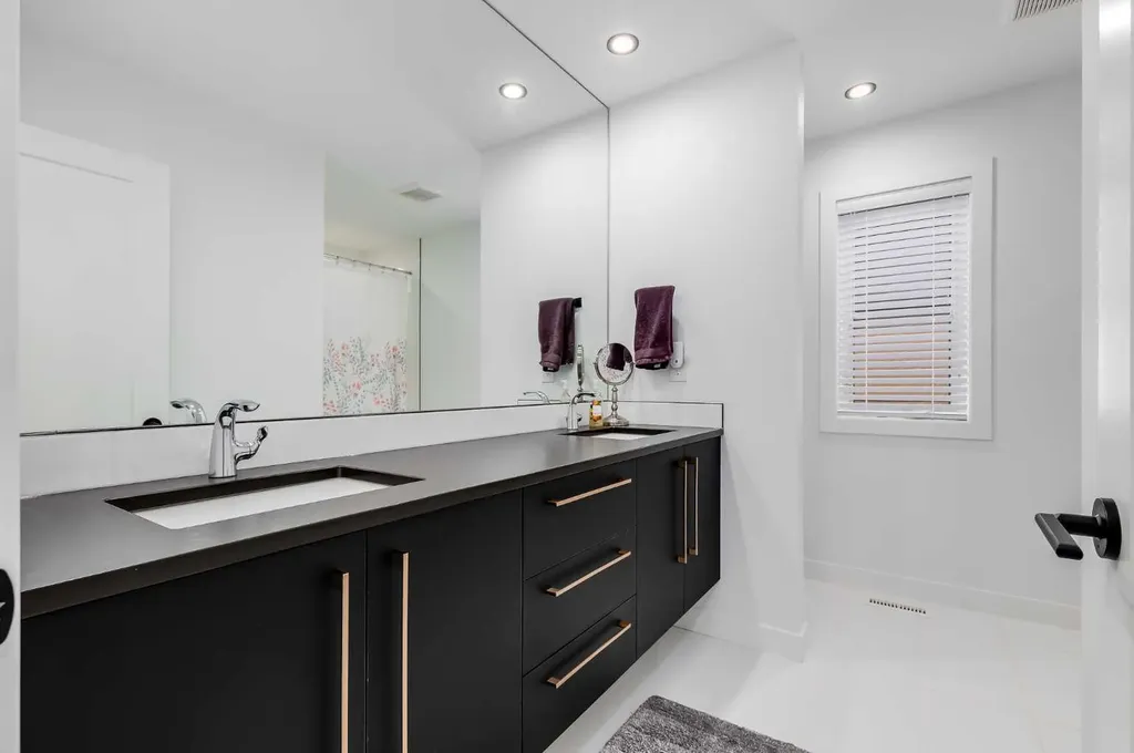 44 Timberline Way SW Calgary AB T3H0W3