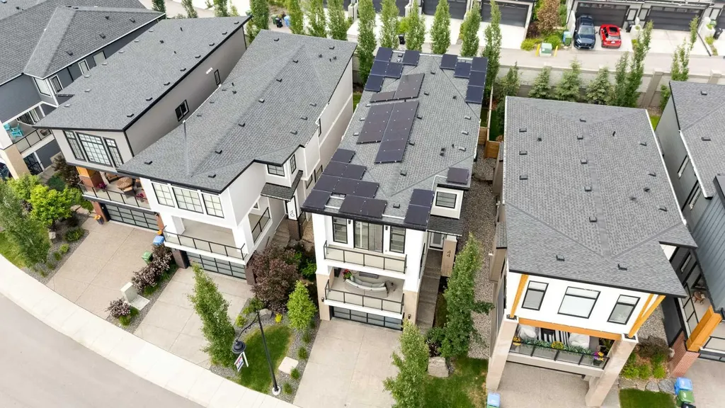 44 Timberline Way SW Calgary AB T3H0W3