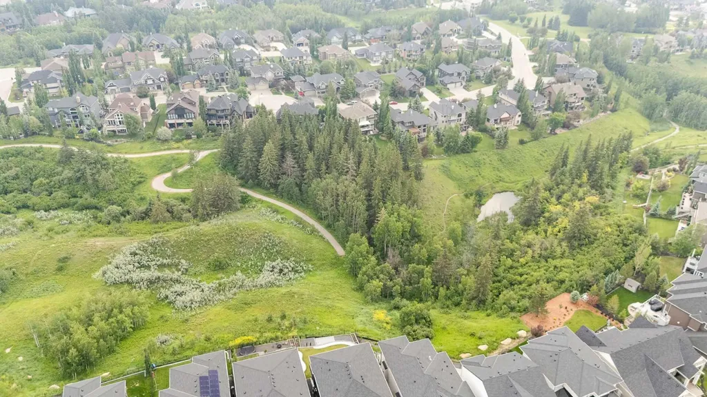 44 Timberline Way SW Calgary AB T3H0W3