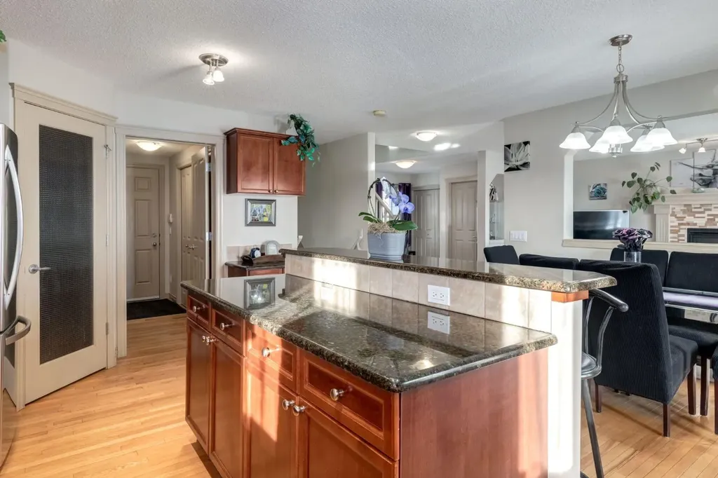 515 Crystal Green Okotoks AB T1S 2K6