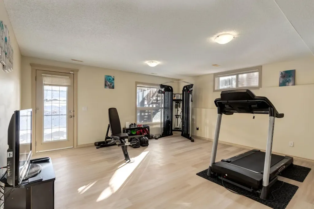 515 Crystal Green Mews Okotoks AB T1S 2K6