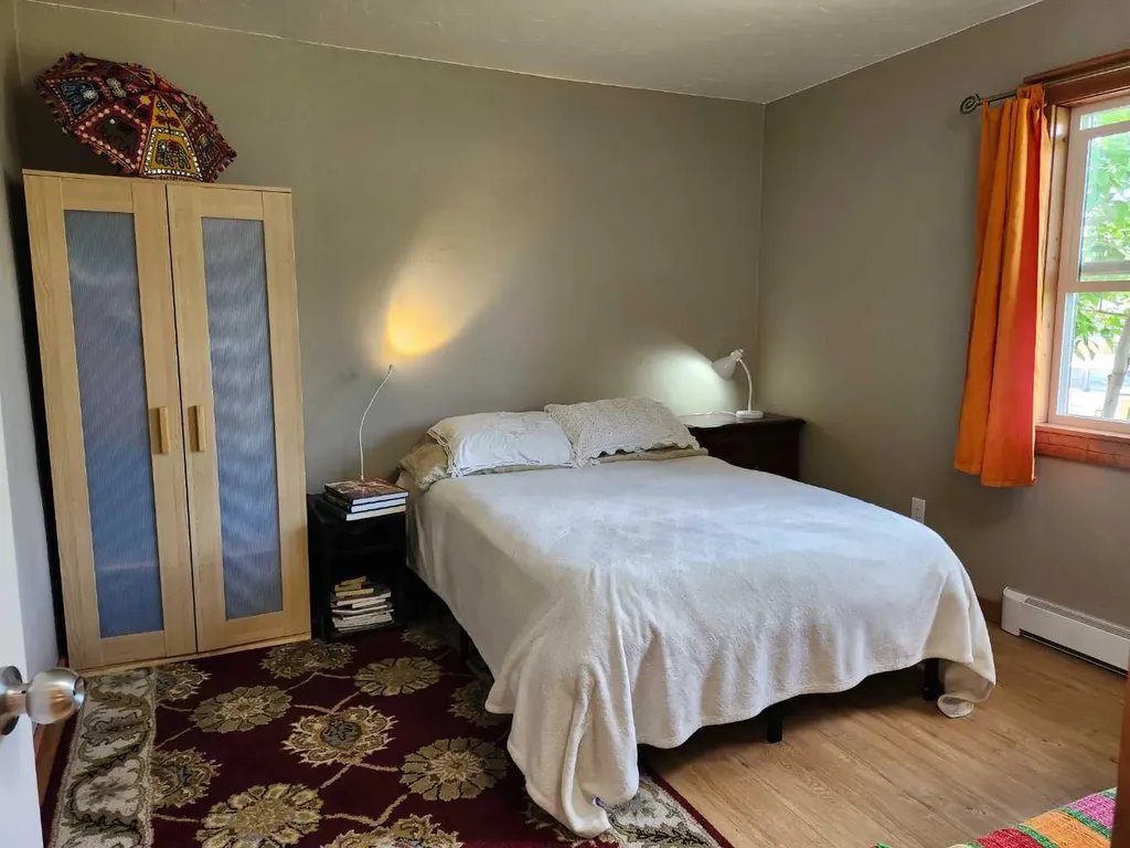 655 3 Avenue W Drumheller AB T0J0Y3