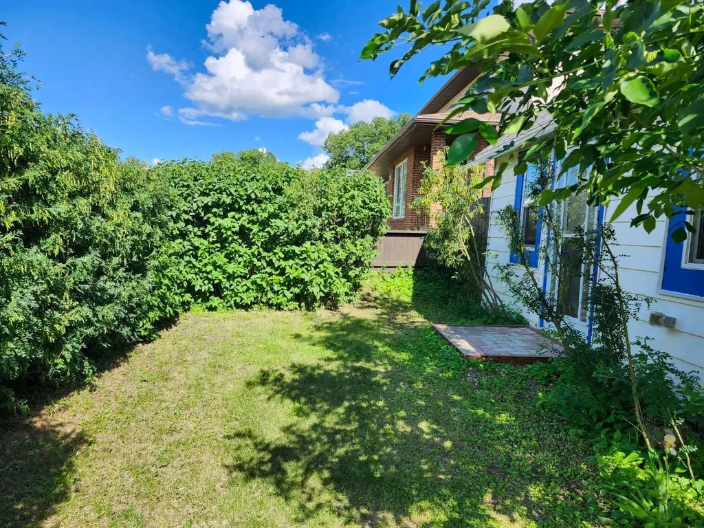 655 3 Avenue W Drumheller AB T0J0Y3