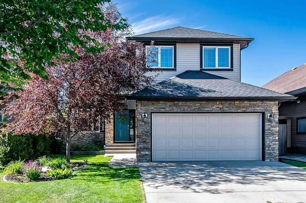 1034 Ranch Road Okotoks AB T1S 0E4