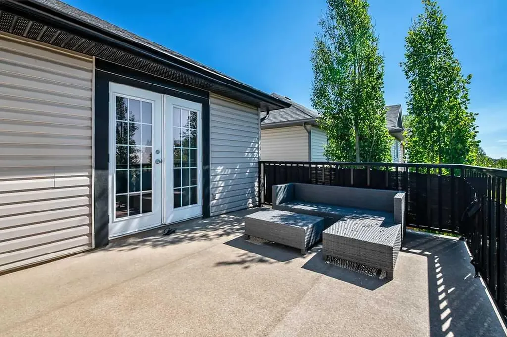 1034 Ranch Road Okotoks AB T1S 0E4