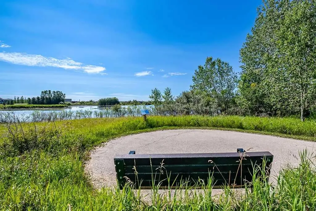 1034 Ranch Road Okotoks AB T1S 0E4