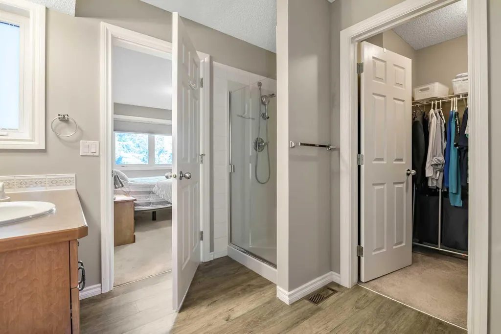 108 Cimarron Drive Okotoks AB T1S 1X3
