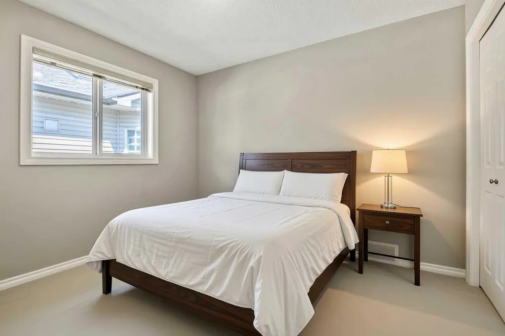 108 Cimarron Drive Okotoks AB T1S 1X3