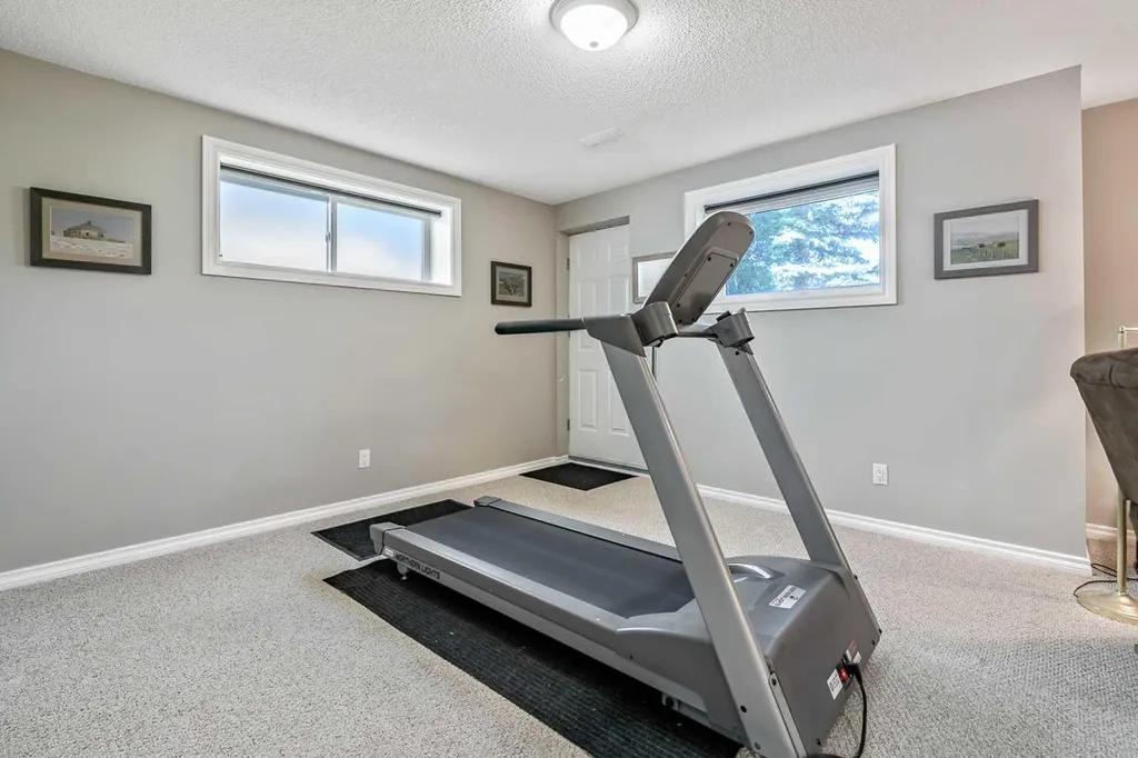 108 Cimarron Drive Okotoks AB T1S 1X3