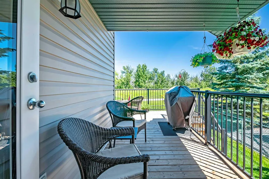 108 Cimarron Drive Okotoks AB T1S 1X3