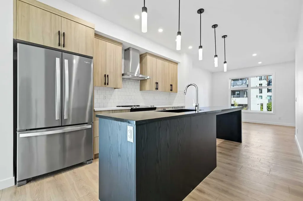 157 Mahogany Gardens SE Calgary AB T3M 3Y2